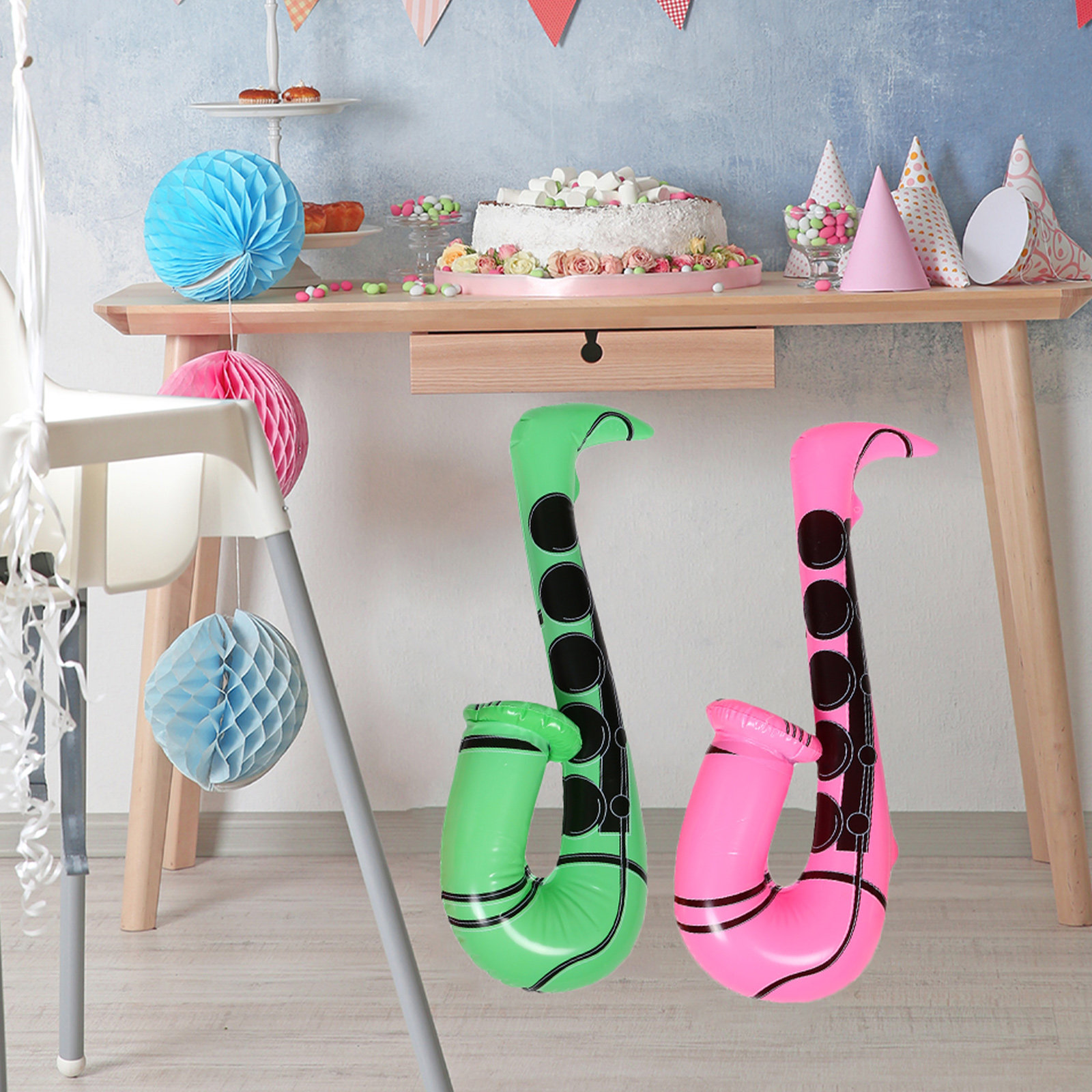 Musical Instrument That You Blow Into - 4 ชิ้น แซกโซโฟนเป่าลม อุปกรณ์ประกอบฉากปาร์ตี้ สีสันสดใส ขนาด